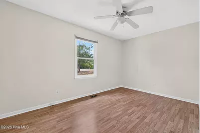 225 E 11th Street, Southport, NC 28461 - Photo 24