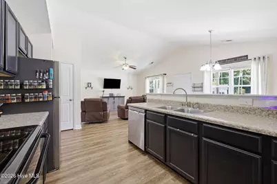 324 Reid Court N, Jacksonville, NC 28540 - Photo 18