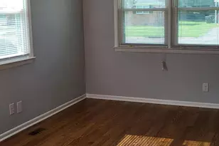 206 Herbert St, Goldsboro, NC 27530 - Photo 4