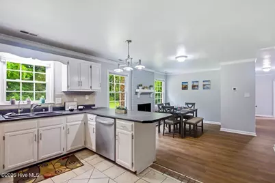 201 Greenbriar Drive, Jacksonville, NC 28546 - Photo 10
