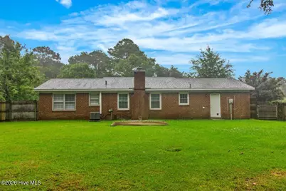 201 Greenbriar Drive, Jacksonville, NC 28546 - Photo 30