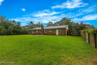 201 Greenbriar Drive, Jacksonville, NC 28546 - Photo 28