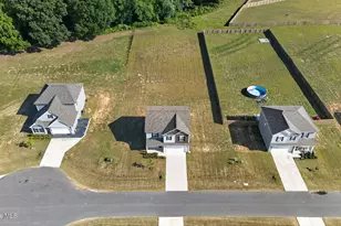 122 Continental Ln, Smithfield, NC 27577 - Photo 38