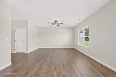 122 Continental Lane, Smithfield, NC 27577 - Photo 6