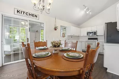 156 Kensington Way, Aberdeen, NC 28315 - Photo 10