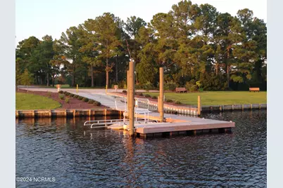 9124 Riverview Drive, New Bern, NC 28560 - Photo 44