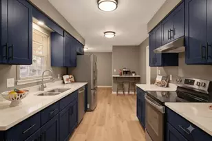 612 David St, Elizabethtown, NC 28337 - Photo 14
