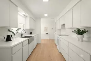 612 David St, Elizabethtown, NC 28337 - Photo 16