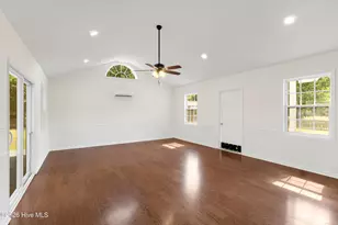 113 Casey Ln, Newport, NC 28570 - Photo 10