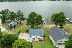 22 Oak Point Rd, Chocowinity, NC 27817 - Photo 2