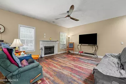 107 Michael Lane, Aberdeen, NC 28315 - Photo 6