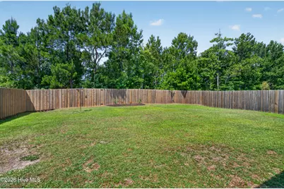 8322 E Highcroft Drive NE, Leland, NC 28451 - Photo 18