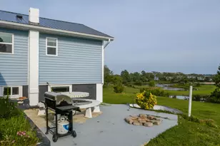 108 Hawkins Creek Ln, Swansboro, NC 28584 - Photo 6