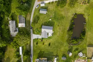 108 Hawkins Creek Ln, Swansboro, NC 28584 - Photo 10
