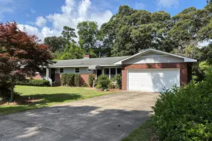 201 Dogwood Ln, Trent Woods, NC 28562 - Photo 2