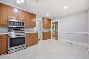 103 Greenwood Dr, Greenville, NC 27834 - Photo 18
