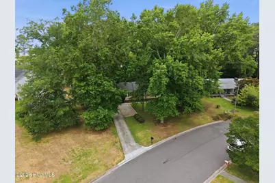 103 Greenwood Drive, Greenville, NC 27834 - Photo 40