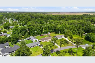 705 Hedrick Boulevard, Morehead City, NC 28557 - Photo 32