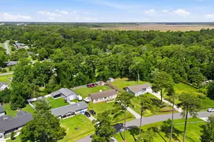 705 Hedrick Blvd, Morehead City, NC 28557 - Photo 32