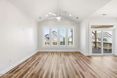 304 Oceanaire Lane, Surf City, NC 28445 - Photo 6