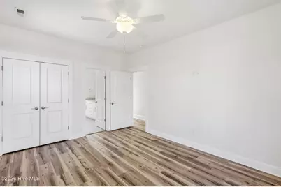 304 Oceanaire Lane, Surf City, NC 28445 - Photo 20