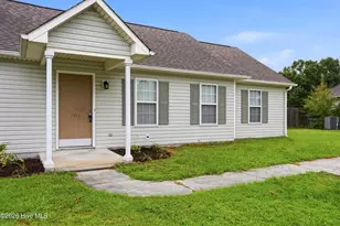 706 Nut Bush Ct, Wilmington, NC 28411 - Photo 2