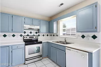 706 Nut Bush Court, Wilmington, NC 28411 - Photo 6