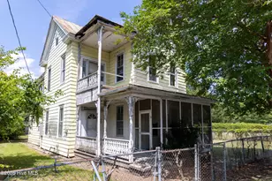 217 E Gale St, Edenton, NC 27932 - Photo 2