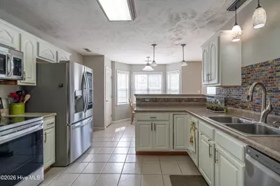 206 Pactolous Drive, Jacksonville, NC 28546 - Photo 6