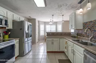 206 Pactolous Dr, Jacksonville, NC 28546 - Photo 6