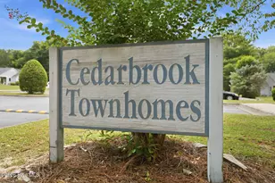 906 Cedar Ct, Aberdeen, NC 28315 - Photo 2