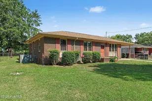 2014 Azalea Dr, Goldsboro, NC 27530 - Photo 2