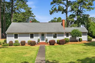1306 Summit Ave, Washington, NC 27889 - Photo 1