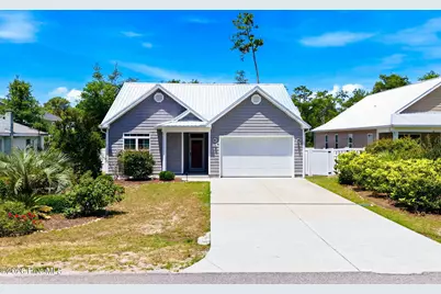 151 NW 11th Street, Oak Island, NC 28465 - Photo 4