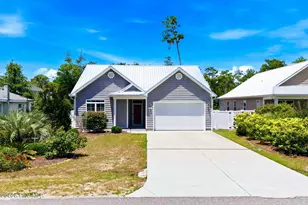 151 NW 11th St, Oak Island, NC 28465 - Photo 4