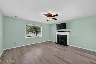301 Robert Scott Circle, Swansboro, NC 28584 - Photo 4