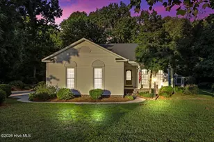 114 Farnsworth Dr, Goldsboro, NC 27530 - Photo 2