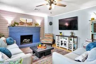 103 NW 25th St, Oak Island, NC 28465 - Photo 10