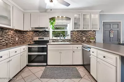 103 NW 25th Street, Oak Island, NC 28465 - Photo 14
