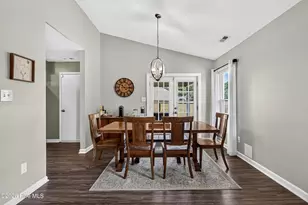 110 Woodbridge Ct, Jacksonville, NC 28540 - Photo 8