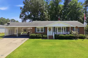 403 W Eason St, Macclesfield, NC 27852 - Photo 2