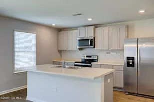 190 Everett Yopp Dr, Sneads Ferry, NC 28460 - Photo 6