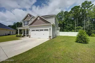 1010 Sailfish St, New Bern, NC 28562 - Photo 6