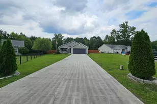 307 Big Tree Ln, Chinquapin, NC 28521 - Photo 2