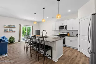 1013 Ella Bengel Dr, New Bern, NC 28562 - Photo 10
