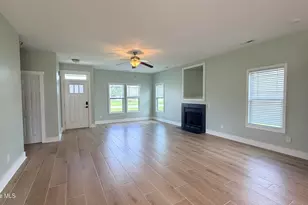218 Long Neck Dr, Richlands, NC 28574 - Photo 4