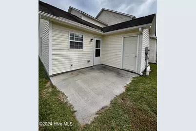 207 Ashwood Drive, Jacksonville, NC 28546 - Photo 16