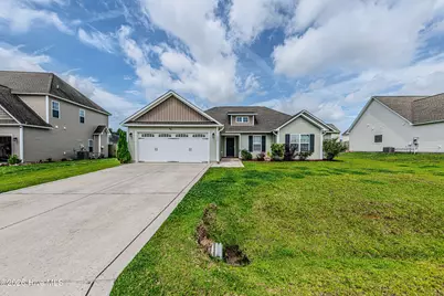 104 Goldstone Court, Jacksonville, NC 28546 - Photo 2