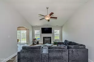 104 Goldstone Ct, Jacksonville, NC 28546 - Photo 6