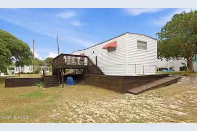 117 W Seaview Drive, Emerald Isle, NC 28594 - Photo 8